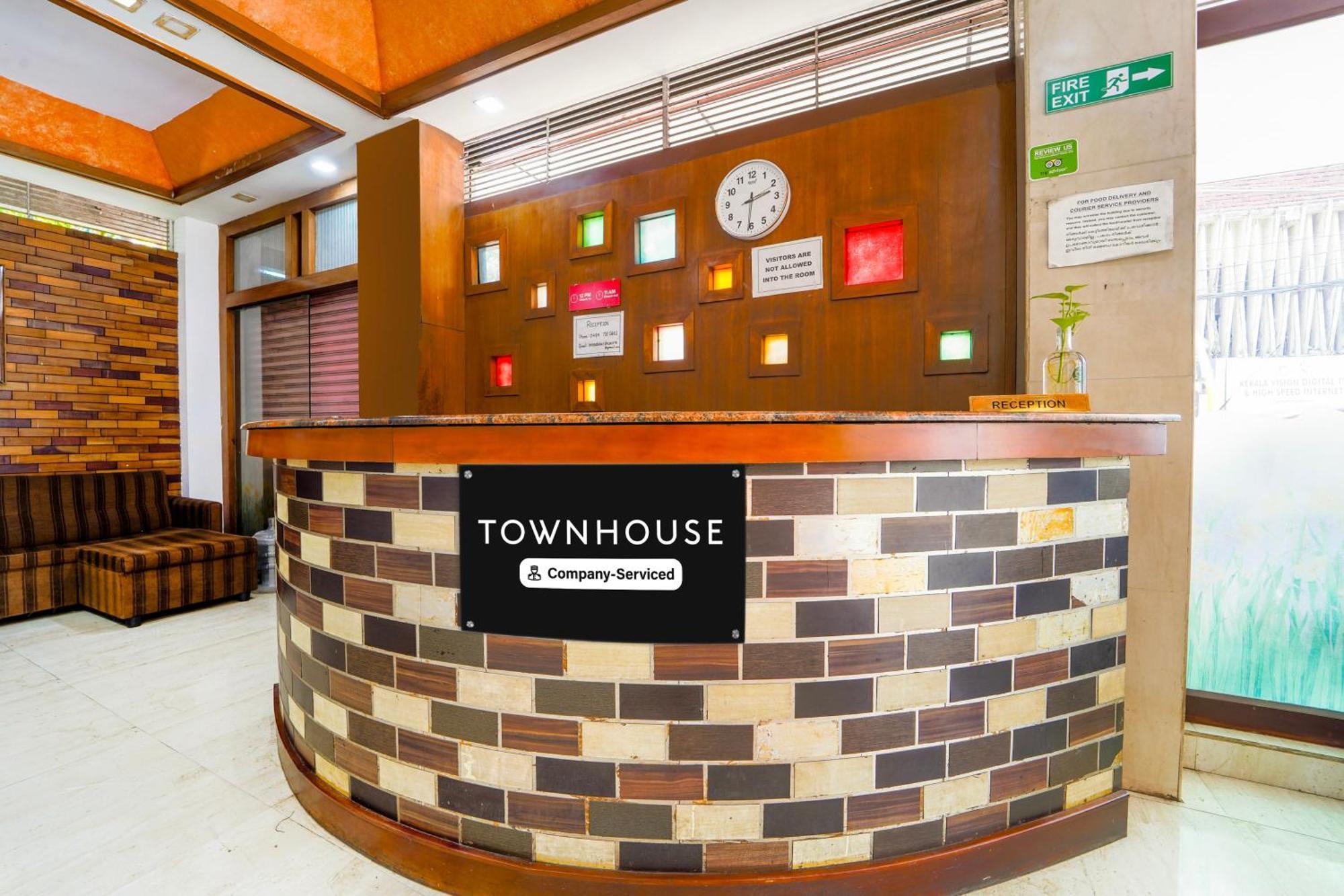 Super Townhouse City Center Ernakulam Kochi Εξωτερικό φωτογραφία