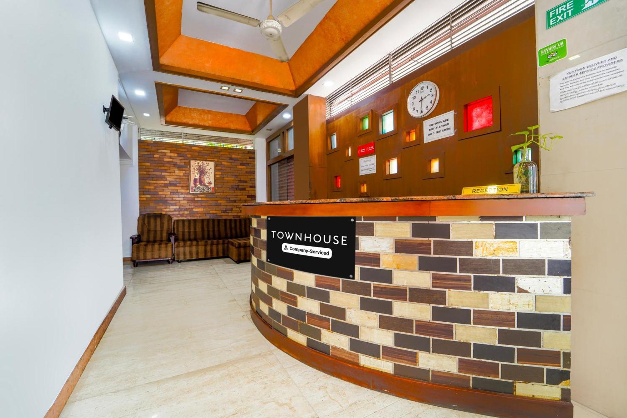Super Townhouse City Center Ernakulam Kochi Εξωτερικό φωτογραφία