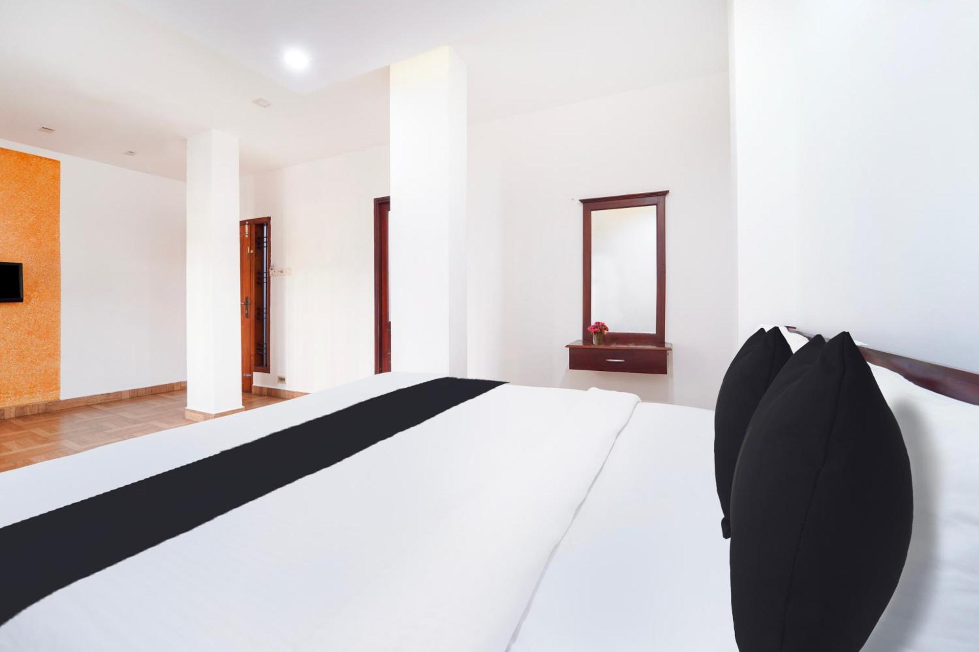 Super Townhouse City Center Ernakulam Kochi Εξωτερικό φωτογραφία